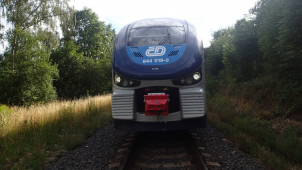 Na přejezdu se srazilo osobní auto s vlakem